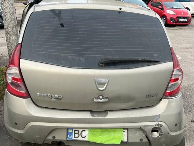 Сірий Дачія Sandero, об'ємом двигуна 1.39 л та пробігом 358 тис. км за 1750 $, фото 8 на Automoto.ua