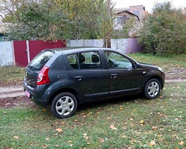 Дачія Sandero 2008 у Конотопе на Automoto.ua Сірий Дачія Sandero, об'ємом двигуна 1.4 л та пробігом 184 тис. км за 4700 $, фото 15 на Automoto.ua