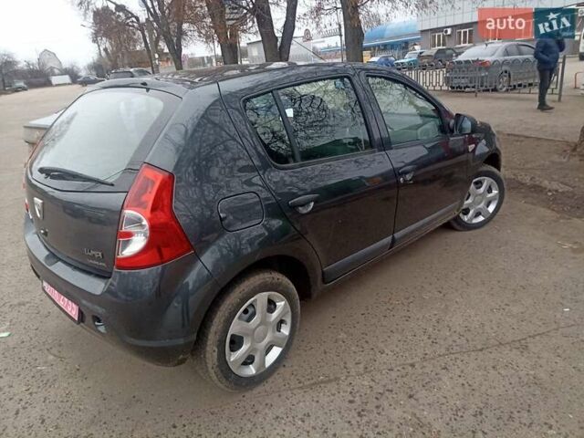 Серый Дачия Сандеро, объемом двигателя 1.4 л и пробегом 188 тыс. км за 5200 $, фото 5 на Automoto.ua