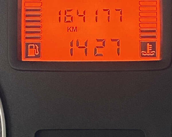 Серый Дачия Сандеро, объемом двигателя 1.4 л и пробегом 164 тыс. км за 4900 $, фото 11 на Automoto.ua