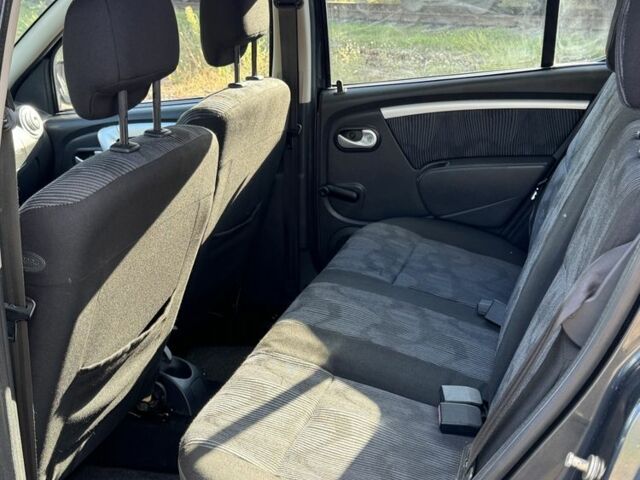 Серый Дачия Сандеро, объемом двигателя 1.4 л и пробегом 173 тыс. км за 5400 $, фото 15 на Automoto.ua