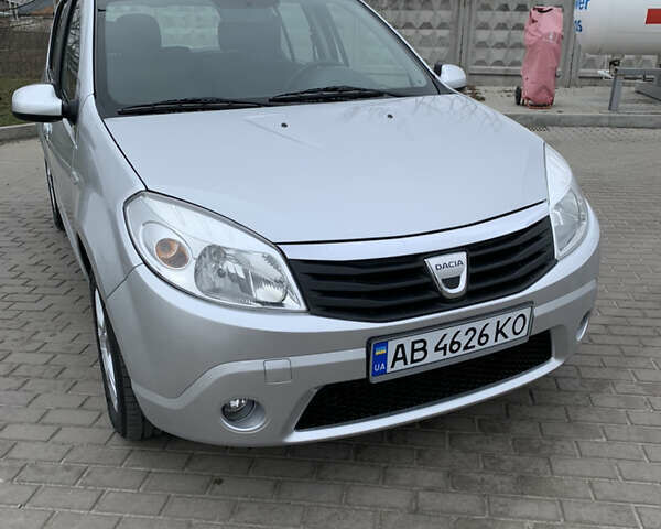 Сірий Дачія Sandero, об'ємом двигуна 1.39 л та пробігом 192 тис. км за 4650 $, фото 24 на Automoto.ua