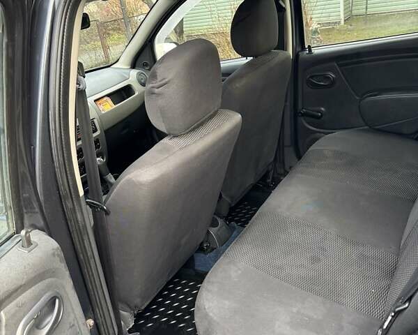 Сірий Дачія Sandero, об'ємом двигуна 1.4 л та пробігом 99 тис. км за 3500 $, фото 7 на Automoto.ua