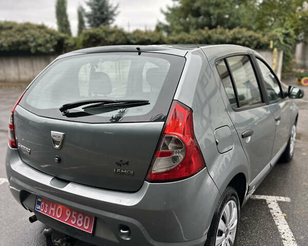 Дачия Сандеро 2008 в Виннице на Automoto.ua Серый Дачия Сандеро, объемом двигателя 1.6 л и пробегом 217 тыс. км за 5300 $, фото 7 на Automoto.ua