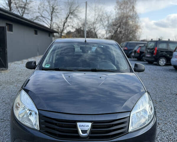 Серый Дачия Сандеро, объемом двигателя 1.4 л и пробегом 204 тыс. км за 4999 $, фото 3 на Automoto.ua