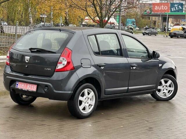 Серый Дачия Сандеро, объемом двигателя 1.4 л и пробегом 140 тыс. км за 5500 $, фото 20 на Automoto.ua
