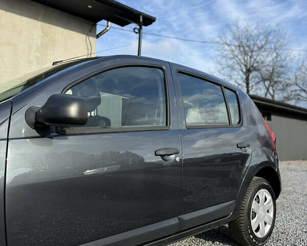 Серый Дачия Сандеро, объемом двигателя 1.4 л и пробегом 204 тыс. км за 4999 $, фото 38 на Automoto.ua