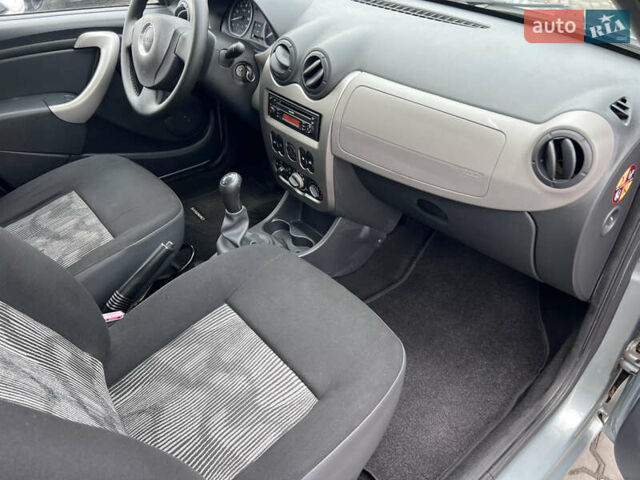 Серый Дачия Сандеро, объемом двигателя 1.2 л и пробегом 159 тыс. км за 4990 $, фото 21 на Automoto.ua