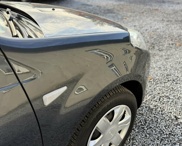 Серый Дачия Сандеро, объемом двигателя 1.4 л и пробегом 204 тыс. км за 4999 $, фото 61 на Automoto.ua