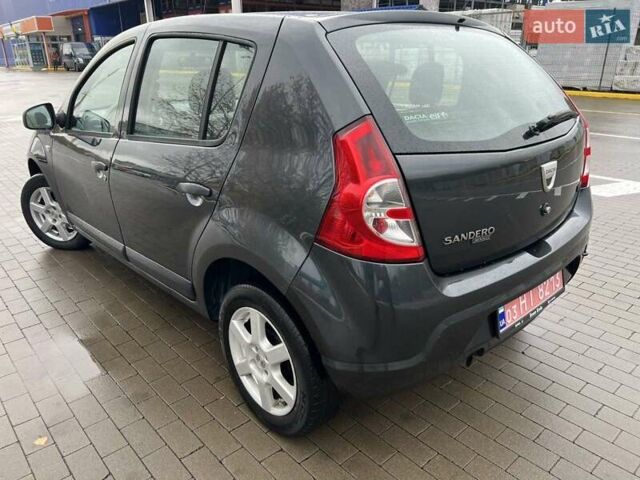 Серый Дачия Сандеро, объемом двигателя 1.4 л и пробегом 140 тыс. км за 5500 $, фото 23 на Automoto.ua