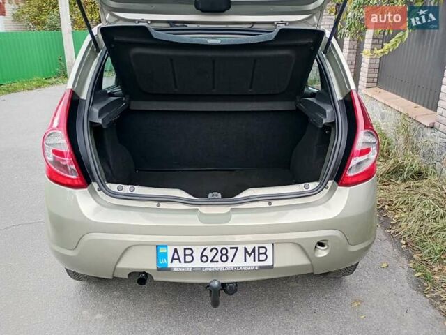 Серый Дачия Сандеро, объемом двигателя 1.15 л и пробегом 183 тыс. км за 5100 $, фото 14 на Automoto.ua