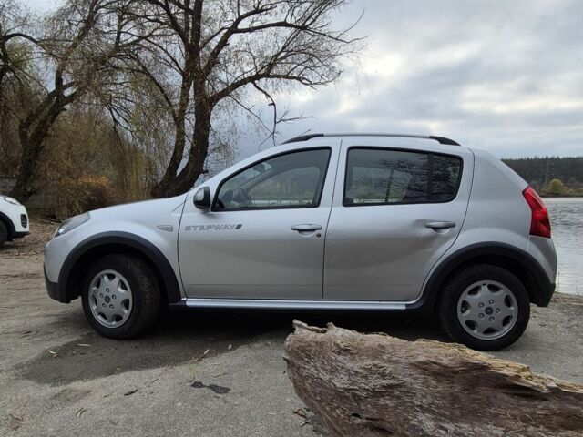 Сірий Дачія Sandero, об'ємом двигуна 1.6 л та пробігом 62 тис. км за 7500 $, фото 5 на Automoto.ua