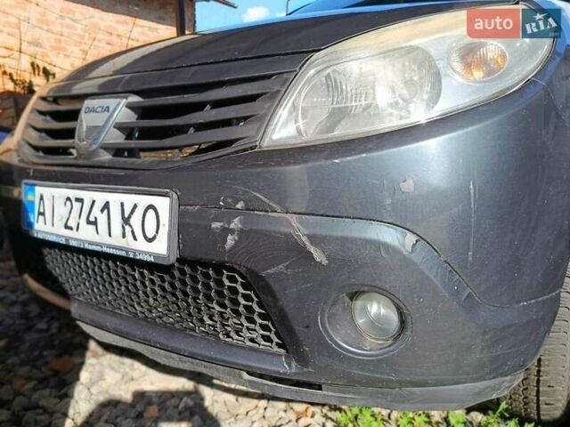 Сірий Дачія Sandero, об'ємом двигуна 1.15 л та пробігом 320 тис. км за 4000 $, фото 9 на Automoto.ua
