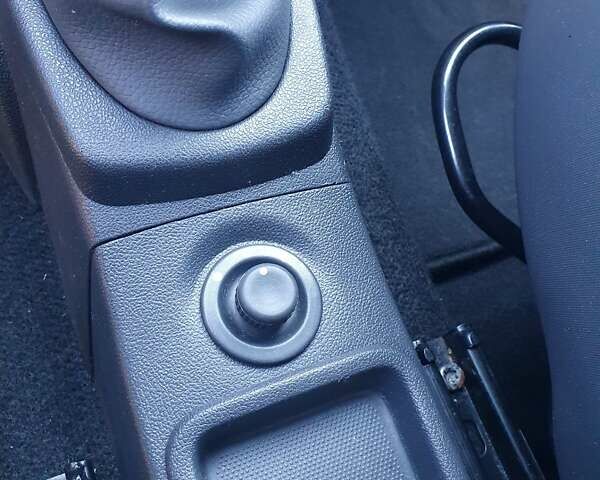 Сірий Дачія Sandero, об'ємом двигуна 1.6 л та пробігом 129 тис. км за 6150 $, фото 43 на Automoto.ua