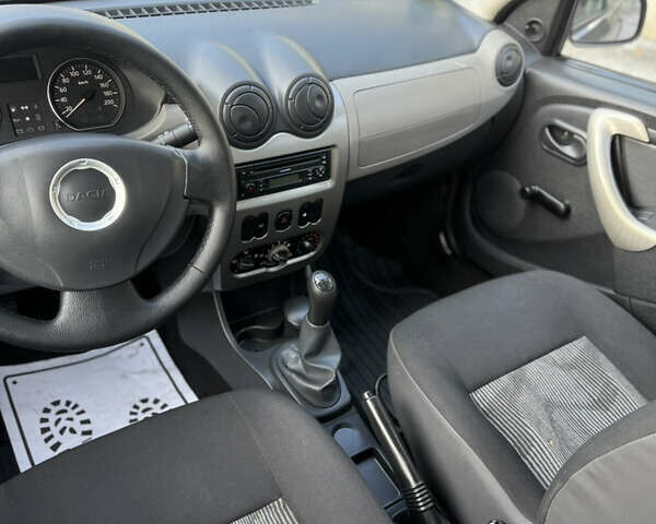 Серый Дачия Сандеро, объемом двигателя 1.4 л и пробегом 204 тыс. км за 4999 $, фото 104 на Automoto.ua