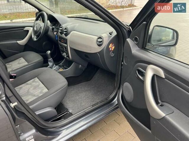 Серый Дачия Сандеро, объемом двигателя 1.4 л и пробегом 140 тыс. км за 5500 $, фото 8 на Automoto.ua
