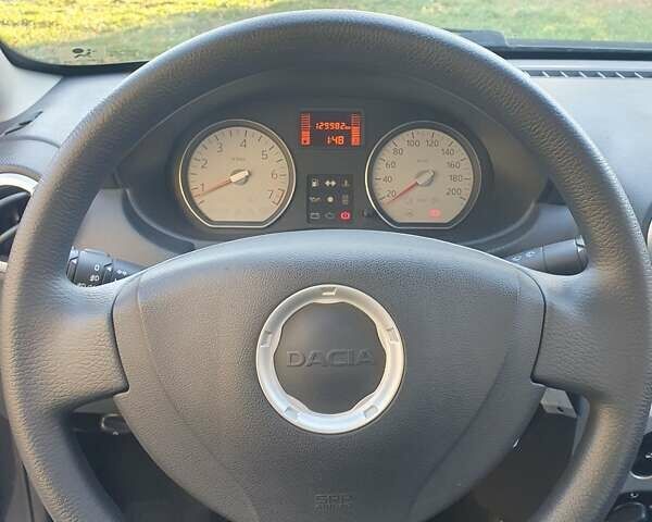Сірий Дачія Sandero, об'ємом двигуна 1.6 л та пробігом 129 тис. км за 6150 $, фото 34 на Automoto.ua