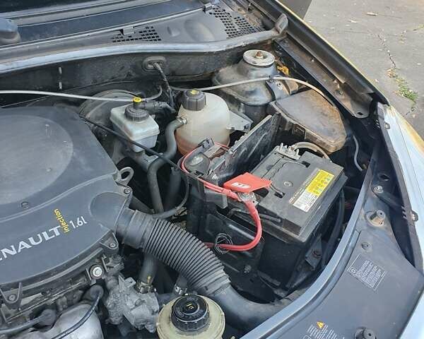 Сірий Дачія Sandero, об'ємом двигуна 1.6 л та пробігом 129 тис. км за 6150 $, фото 29 на Automoto.ua