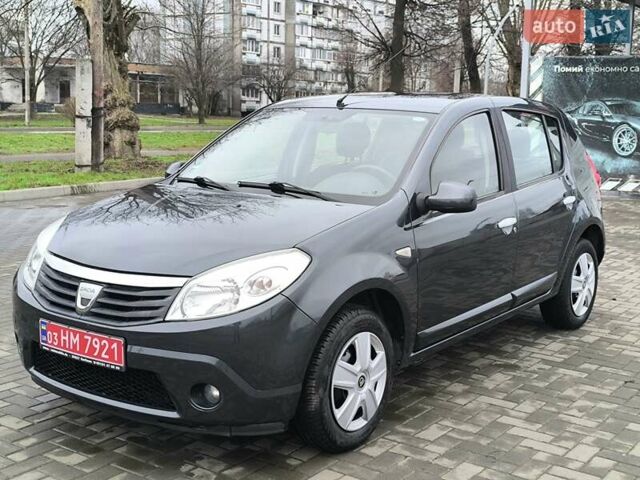 Серый Дачия Сандеро, объемом двигателя 1.6 л и пробегом 197 тыс. км за 5600 $, фото 6 на Automoto.ua