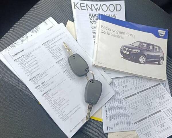 Серый Дачия Сандеро, объемом двигателя 1.4 л и пробегом 92 тыс. км за 4750 $, фото 11 на Automoto.ua