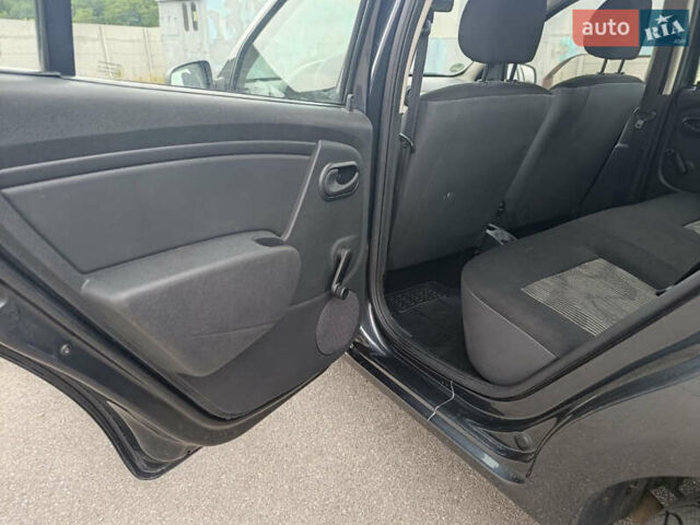 Серый Дачия Сандеро, объемом двигателя 1.2 л и пробегом 148 тыс. км за 4850 $, фото 14 на Automoto.ua