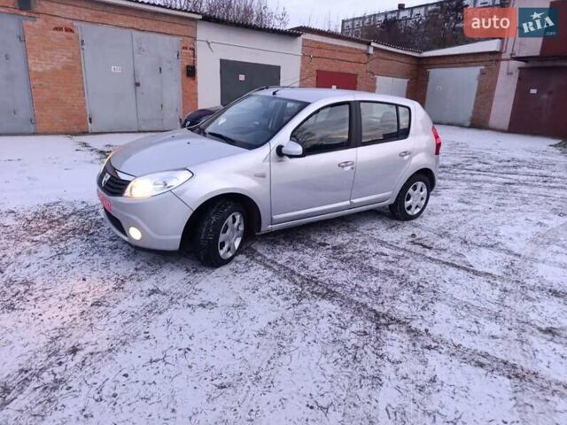 Серый Дачия Сандеро, объемом двигателя 1.4 л и пробегом 92 тыс. км за 4750 $, фото 9 на Automoto.ua