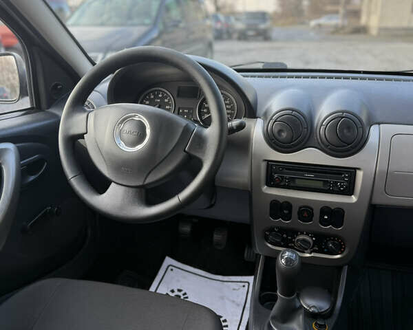 Серый Дачия Сандеро, объемом двигателя 1.4 л и пробегом 204 тыс. км за 4999 $, фото 94 на Automoto.ua