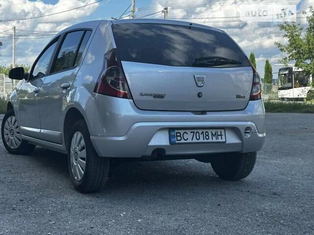 Сірий Дачія Sandero, об'ємом двигуна 1.5 л та пробігом 163 тис. км за 4650 $, фото 9 на Automoto.ua