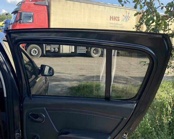 Серый Дачия Сандеро, объемом двигателя 1.2 л и пробегом 156 тыс. км за 5200 $, фото 13 на Automoto.ua