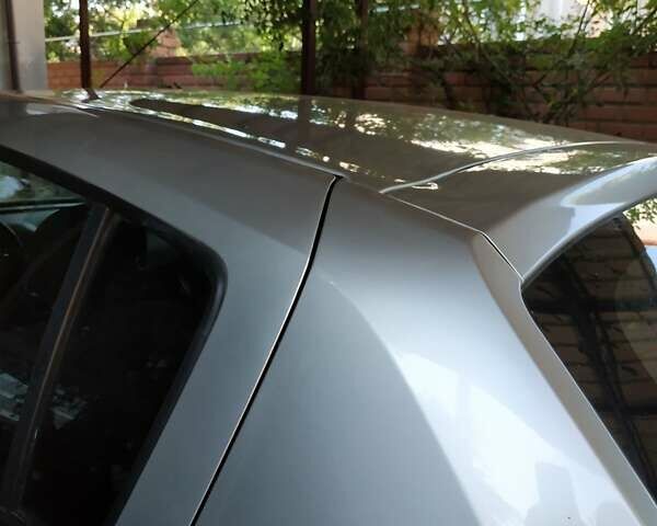 Сірий Дачія Sandero, об'ємом двигуна 1.15 л та пробігом 173 тис. км за 3700 $, фото 5 на Automoto.ua