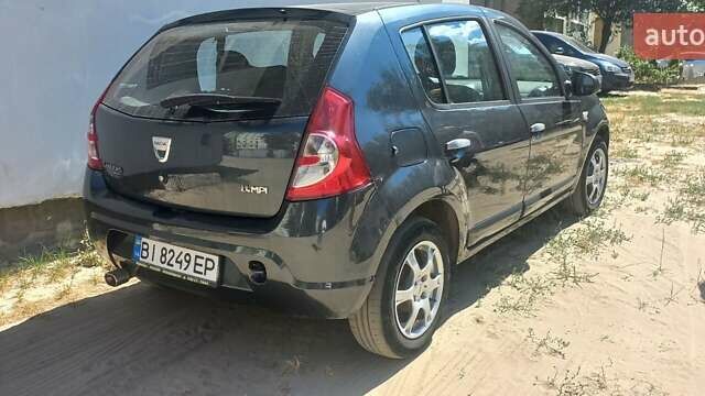 Сірий Дачія Sandero, об'ємом двигуна 1.4 л та пробігом 119 тис. км за 5000 $, фото 7 на Automoto.ua