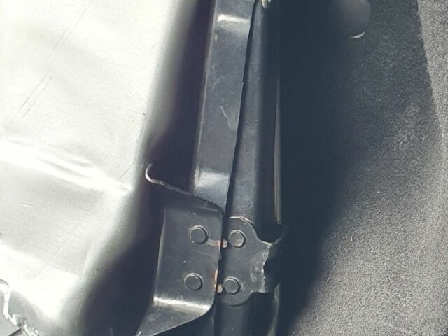 Серый Дачия Сандеро, объемом двигателя 1.4 л и пробегом 232 тыс. км за 4800 $, фото 19 на Automoto.ua