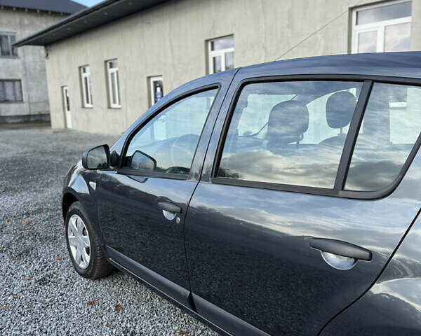 Серый Дачия Сандеро, объемом двигателя 1.4 л и пробегом 204 тыс. км за 4999 $, фото 66 на Automoto.ua