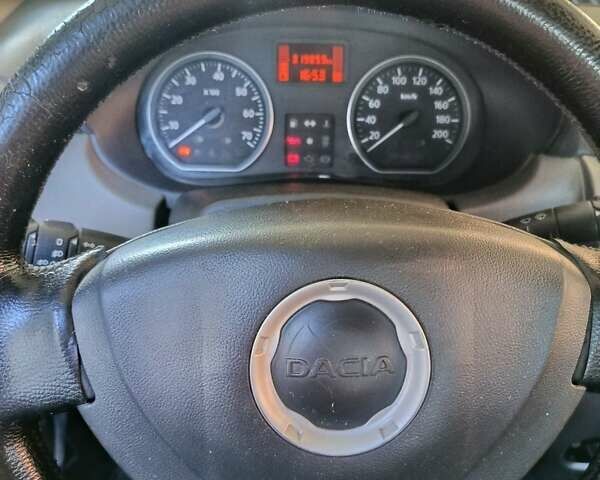 Серый Дачия Сандеро, объемом двигателя 1.15 л и пробегом 320 тыс. км за 3500 $, фото 6 на Automoto.ua