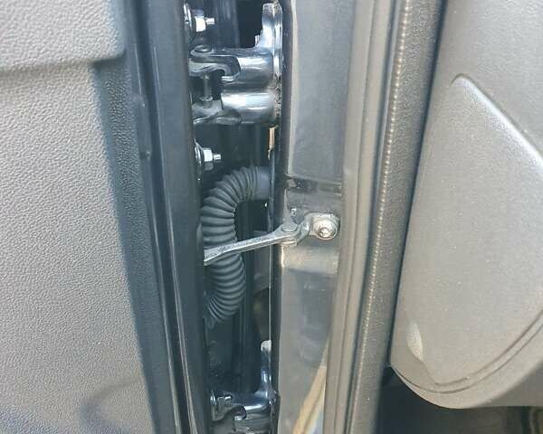 Сірий Дачія Sandero, об'ємом двигуна 1.6 л та пробігом 129 тис. км за 6150 $, фото 22 на Automoto.ua