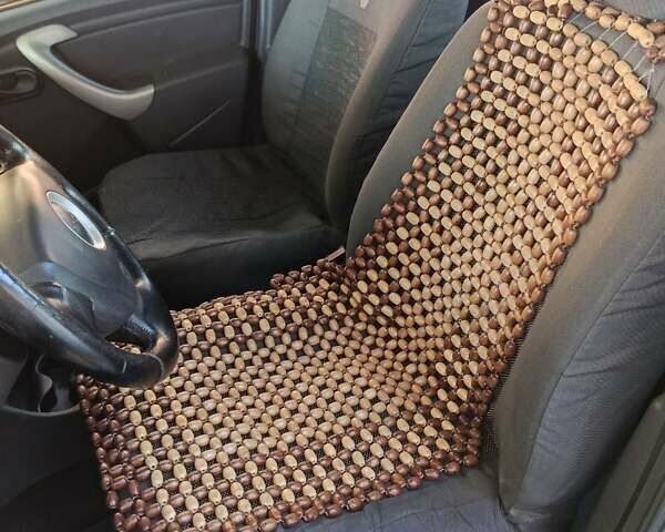 Серый Дачия Сандеро, объемом двигателя 1.15 л и пробегом 320 тыс. км за 3500 $, фото 8 на Automoto.ua