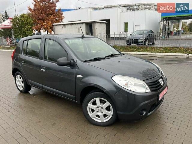 Серый Дачия Сандеро, объемом двигателя 1.4 л и пробегом 140 тыс. км за 5500 $, фото 4 на Automoto.ua