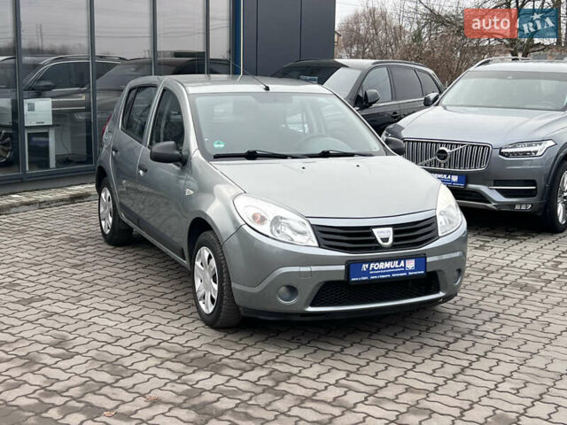 Серый Дачия Сандеро, объемом двигателя 1.2 л и пробегом 159 тыс. км за 4990 $, фото 2 на Automoto.ua