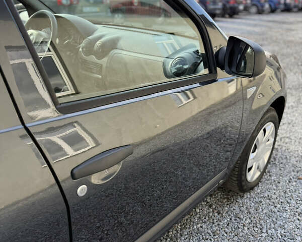 Серый Дачия Сандеро, объемом двигателя 1.4 л и пробегом 204 тыс. км за 4999 $, фото 60 на Automoto.ua