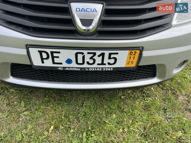Серый Дачия Сандеро, объемом двигателя 0 л и пробегом 215 тыс. км за 4800 $, фото 3 на Automoto.ua