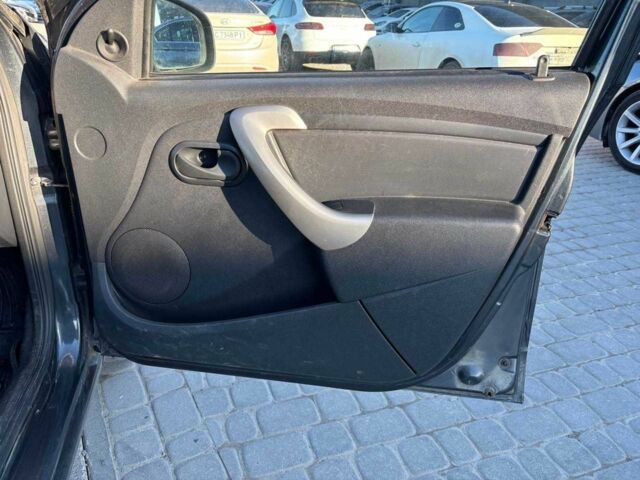 Сірий Дачія Sandero, об'ємом двигуна 1.2 л та пробігом 175 тис. км за 4490 $, фото 19 на Automoto.ua