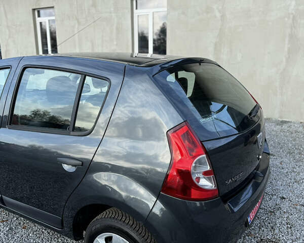 Серый Дачия Сандеро, объемом двигателя 1.4 л и пробегом 204 тыс. км за 4999 $, фото 67 на Automoto.ua