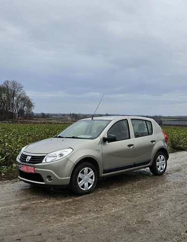 Сірий Дачія Sandero, об'ємом двигуна 1.39 л та пробігом 205 тис. км за 4300 $, фото 2 на Automoto.ua