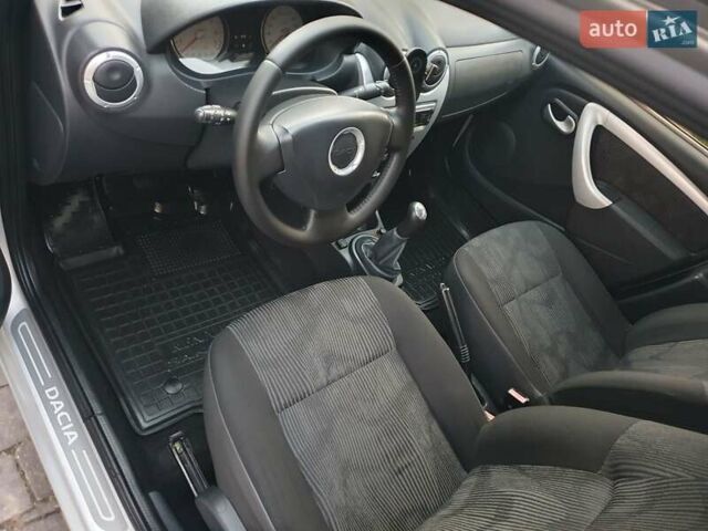 Серый Дачия Сандеро, объемом двигателя 1.4 л и пробегом 232 тыс. км за 4800 $, фото 22 на Automoto.ua