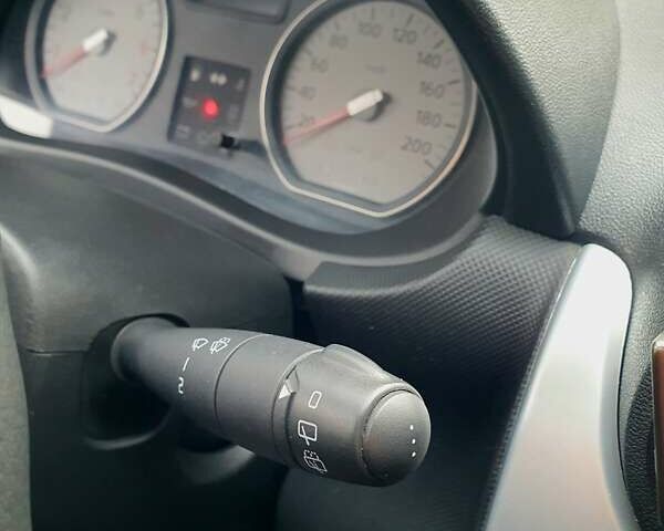 Серый Дачия Сандеро, объемом двигателя 1.4 л и пробегом 232 тыс. км за 4800 $, фото 29 на Automoto.ua