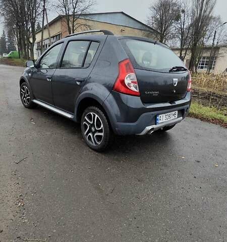 Сірий Дачія Sandero, об'ємом двигуна 1.6 л та пробігом 300 тис. км за 5500 $, фото 5 на Automoto.ua