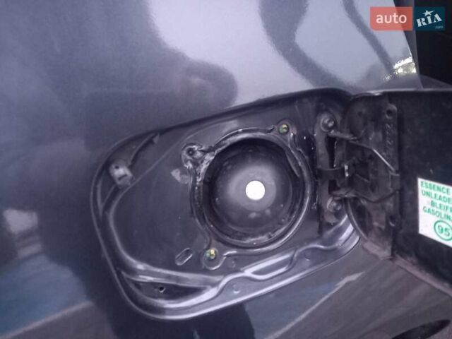 Серый Дачия Сандеро, объемом двигателя 1.6 л и пробегом 164 тыс. км за 4900 $, фото 17 на Automoto.ua