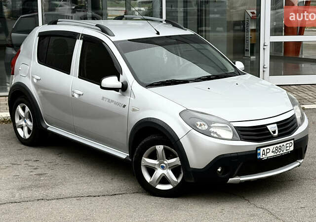 Серый Дачия Сандеро, объемом двигателя 1.46 л и пробегом 141 тыс. км за 5800 $, фото 8 на Automoto.ua