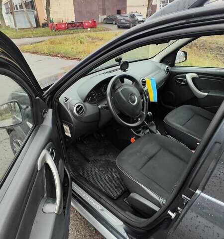 Сірий Дачія Sandero, об'ємом двигуна 1.6 л та пробігом 300 тис. км за 5500 $, фото 21 на Automoto.ua