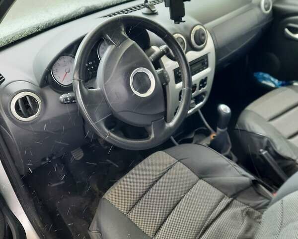Сірий Дачія Sandero, об'ємом двигуна 1.39 л та пробігом 270 тис. км за 4800 $, фото 7 на Automoto.ua